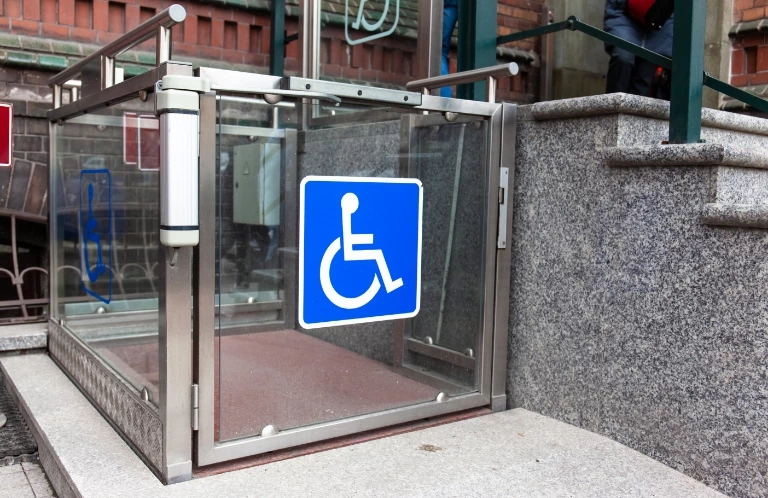 Urządzenie dla osób niepełnosprawnych